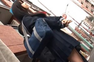 偶然発見した発育の良い巨乳JKを背後からオッパイ揉み痴漢レイプ！ 