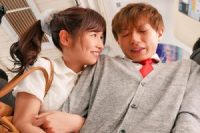 ウブな童貞生徒を誘惑する痴女教師