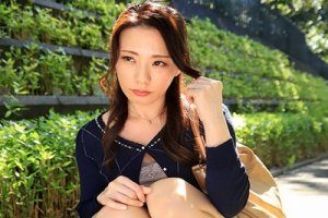 他人棒だろうが膣奥で受け入れて歓喜の大絶叫